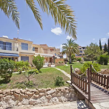 Regina Gardens Prestige * Пафос