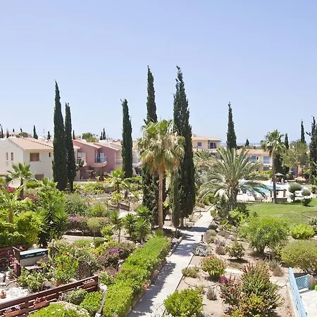 Regina Gardens Prestige Apartment *